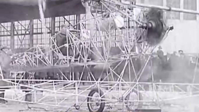 飞机发明探索之路、世界上第一批飞行器