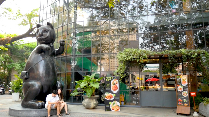 泰国清迈宁曼路城市观光市中心宗教建筑