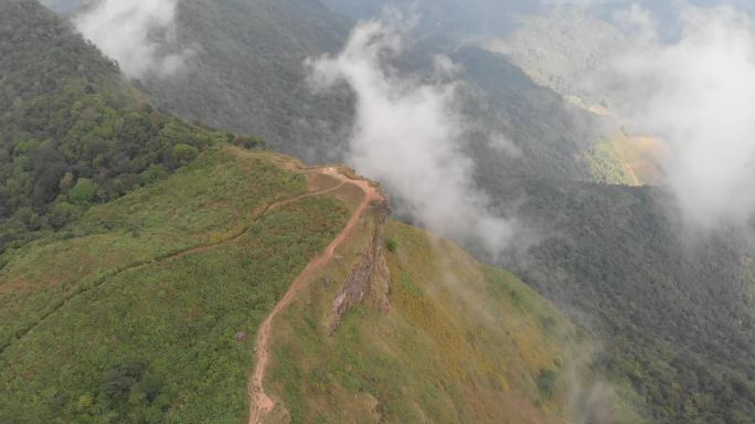 泰国老挝国界处指天山云雾航拍