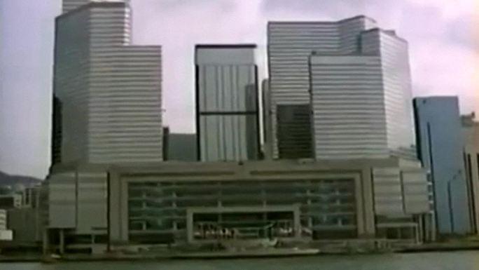香港高楼大厦繁华商业区行人港口