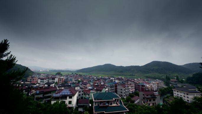 风雨来临前乌云密布台风前夕台风大雨将至