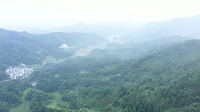 4K航拍原生态江西山村小山村山