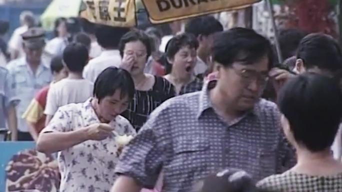 90年代上海街景行人人群弄堂