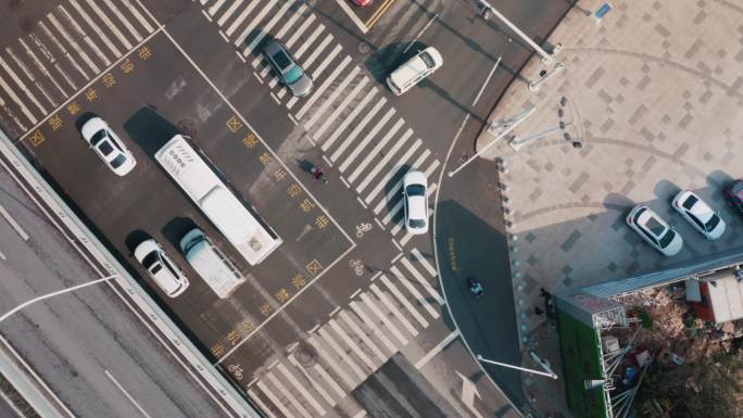 高架道路车流航拍斑马线非机动南湖珞狮南路