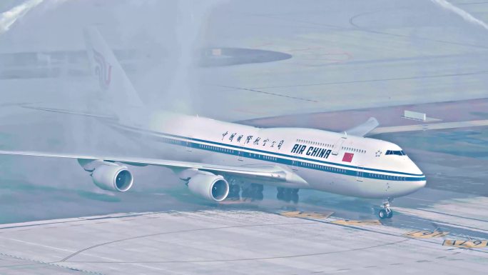 国航波音747过水门