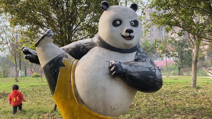 实拍功夫熊猫雕塑2（4K）