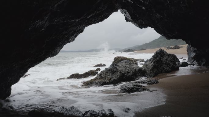 海南万宁山钦湾