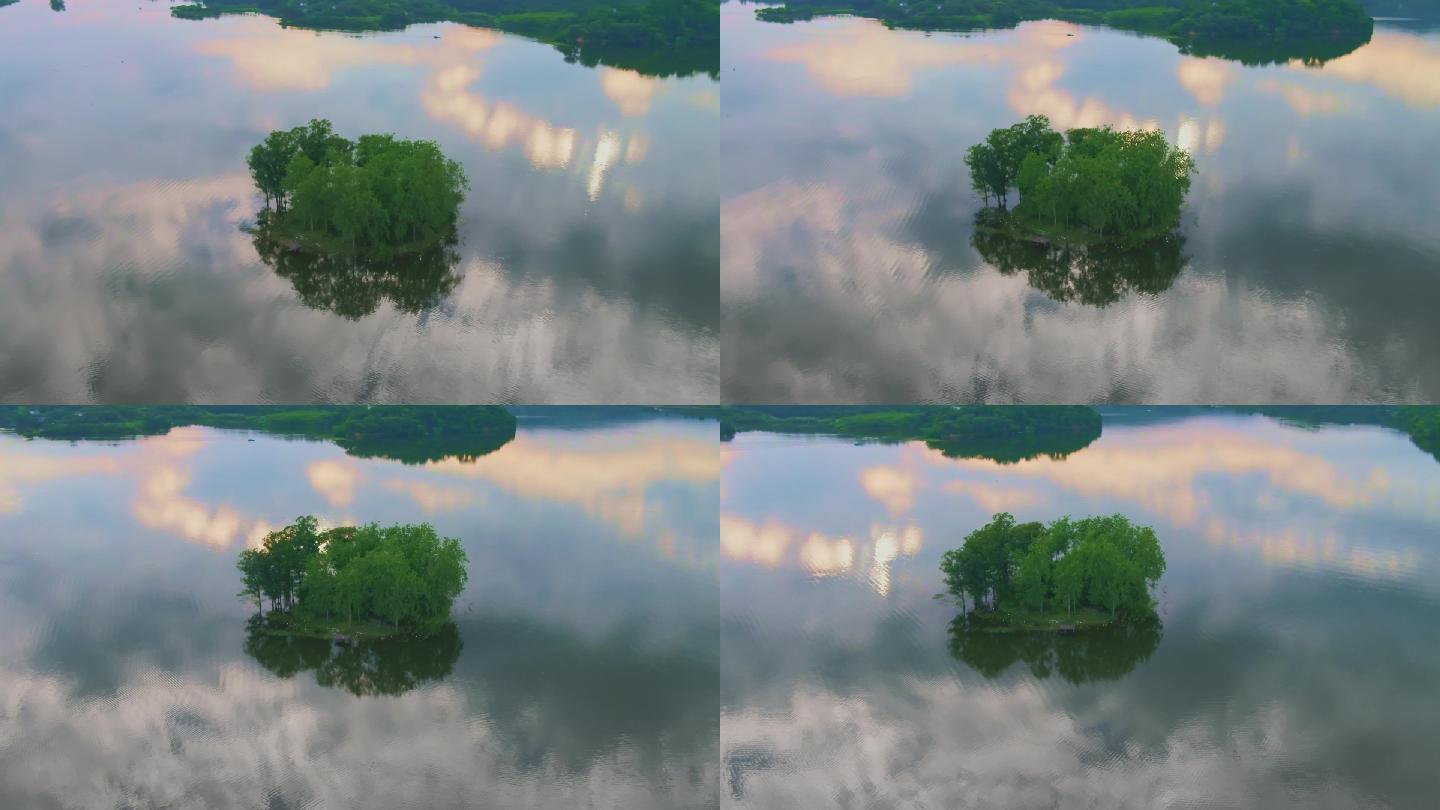 早晨天空下的三岔湖面航拍