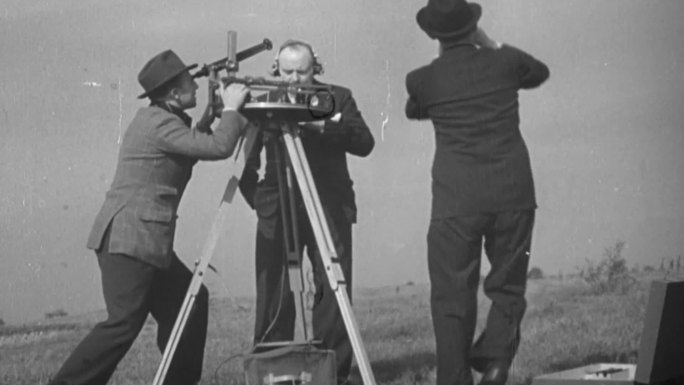 早期老式气象天气观测站