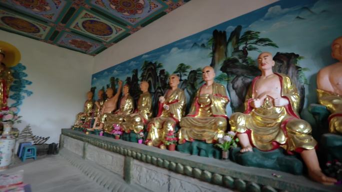 自贡三多寨佛祖寺寺庙殿内佛像罗汉像雕塑