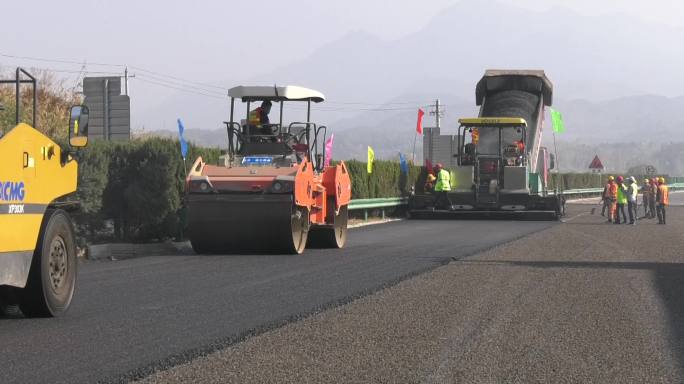 4K高速公路养护3