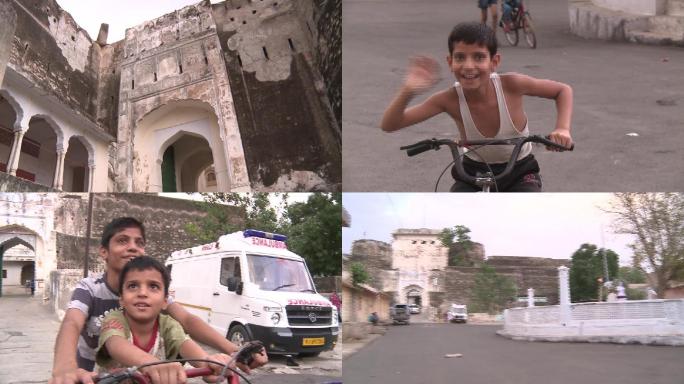 印度小镇街头建筑和打招呼的小朋友们