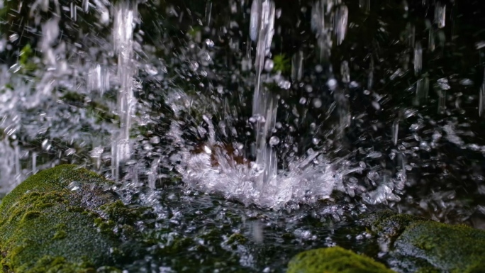 天然山泉水