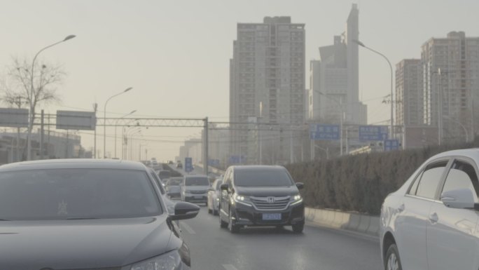 城市街道跟拍北京东二环车流