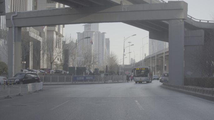 4k街道跟拍北京东二环车流