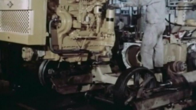 60年代生产制造发动机拖拉机