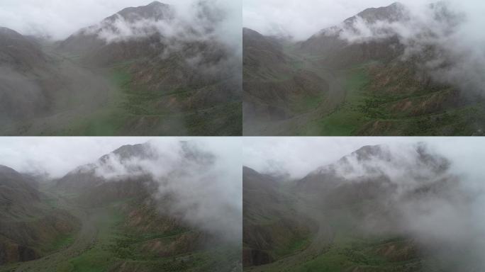 云蒸雾绕、烟雨蒙蒙祁连山(航拍)