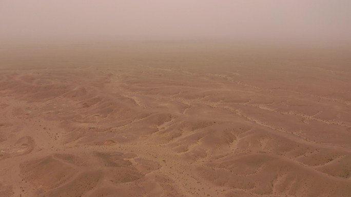 大漠戈壁昏黄沙尘