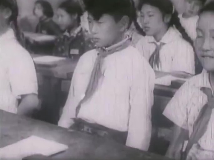 50年代小学老师学生课堂教室