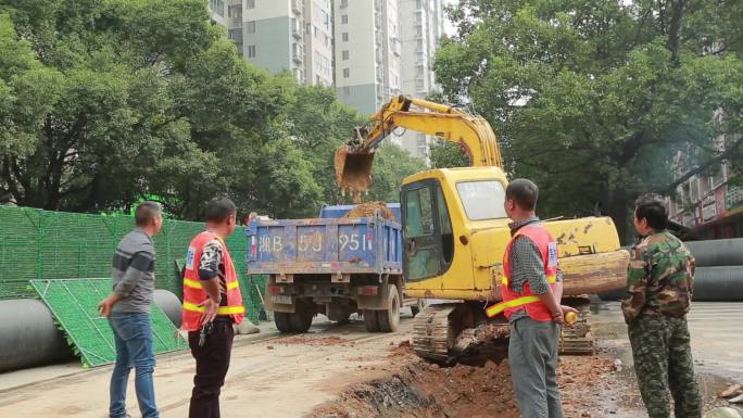 城市街道埋设市政修路市政养护