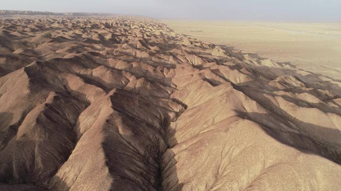 航拍沙漠戈壁山丘黄沙荒凉沙丘无人区