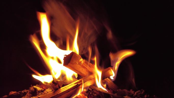 燃烧木头火苗火焰