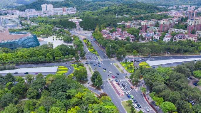 中山城市公路博爱路兴中道交界车流