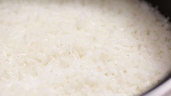 煮饭煮米饭米粒大米米饭珍珠米