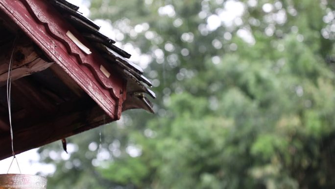 雨后的十八洞村安静清新