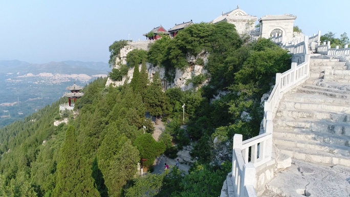 青州市云门山山顶航拍