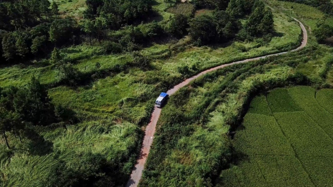 农村山区物流货运山路运输快递航拍