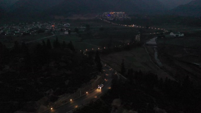 自驾游夜路皖南川藏线山水夜景