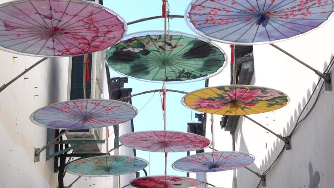 湖州衣裳街的花纸伞