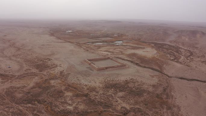 大漠荒原古城遗址