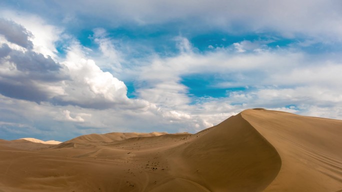 敦煌沙漠沙子天空蓝天白云祖国美好山河