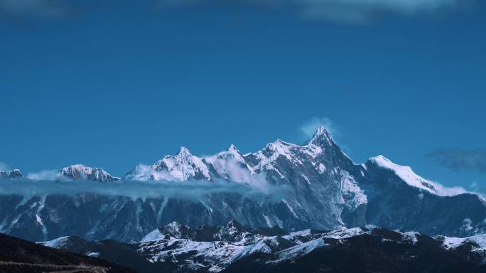 西藏雪山南迦巴瓦峰延时