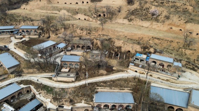 【原创】陕北黄土高原山区农村窑洞居民住宅