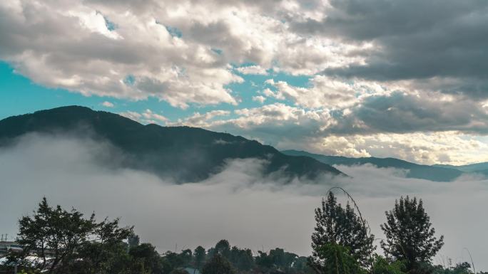 4k大山云海翻涌延时