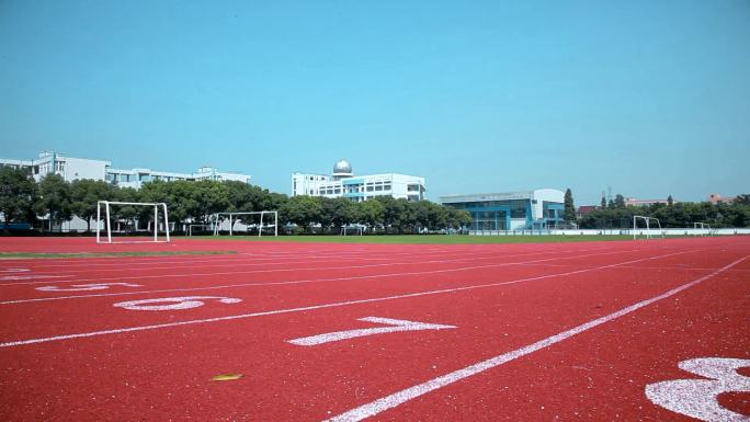 学校中学打篮球投篮体育课图书馆看书操场校