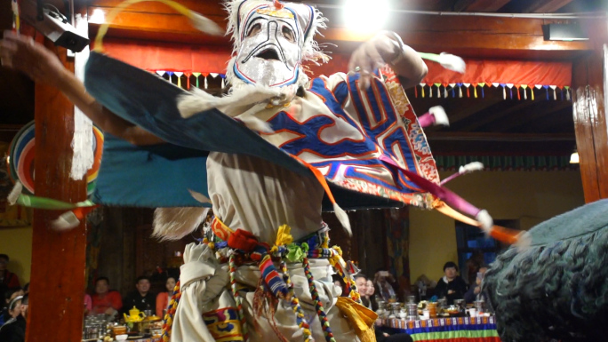 云南香格里拉藏族舞蹈升格