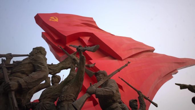 抗战胜利纪念解放斗争烈士雕像