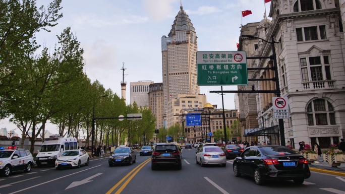 4K原创)繁华城市街道车流时光流逝延时