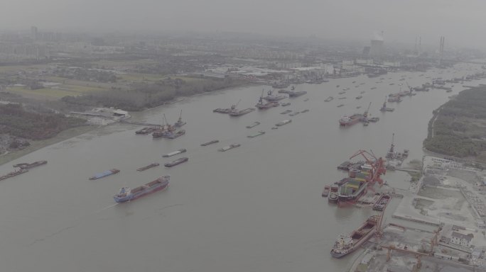 上海黄浦江船只码头