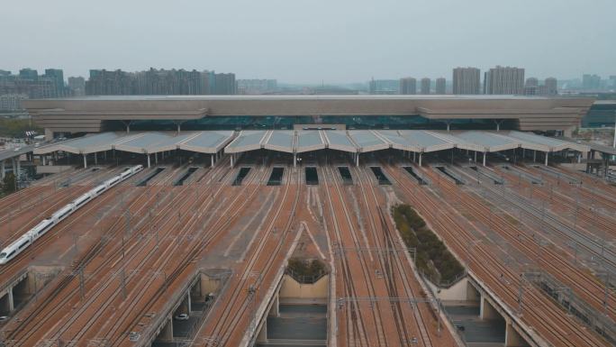 (4K)郑州东站高铁进站航拍延时视频