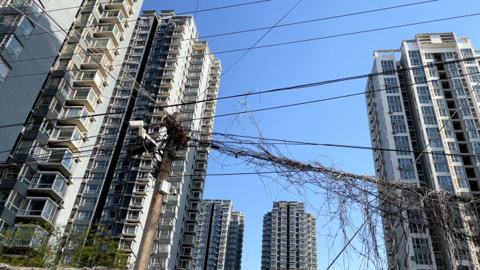 【4K】城市蜘蛛网线路用电安全隐患