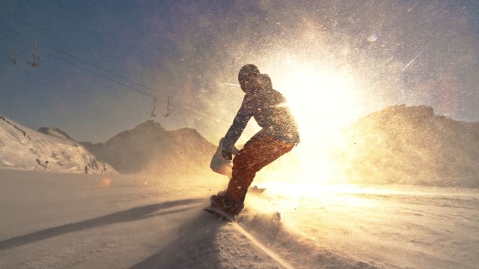 逆光滑雪慢动作冰雪运动冬季奥运会