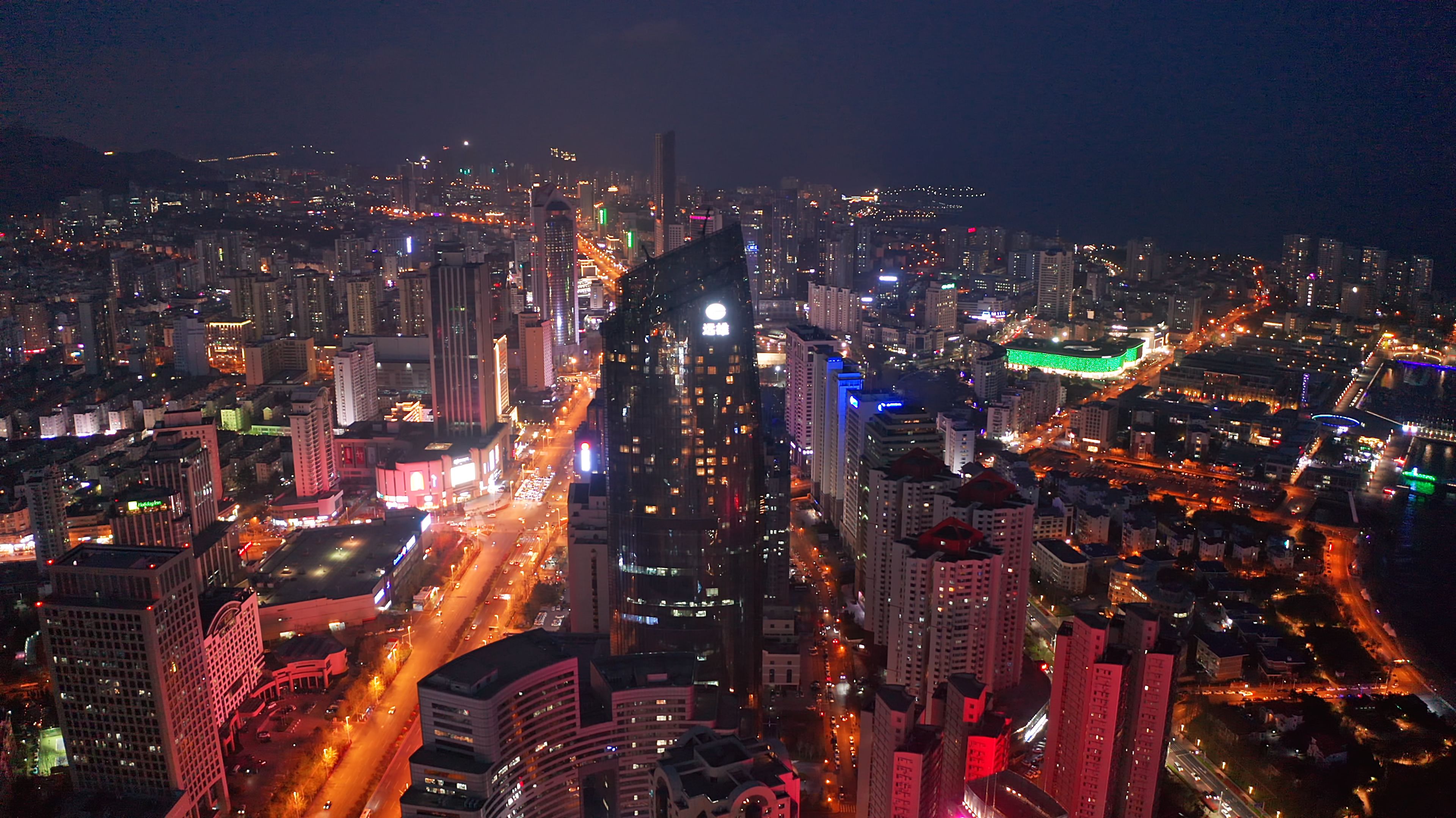 青岛夜景城市风光航拍宣传片香港中路夜景