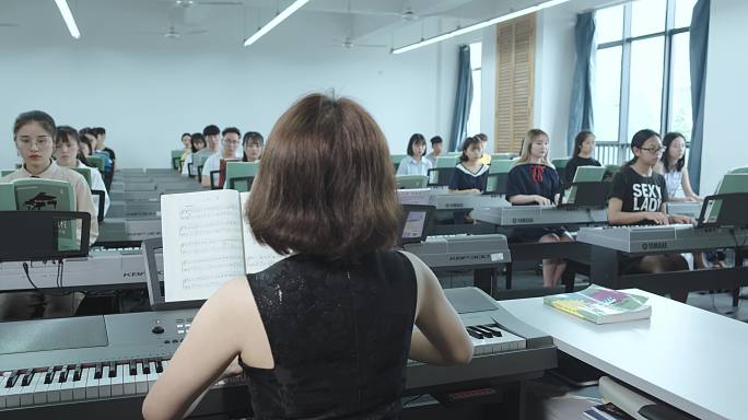 【4k】电子琴教室