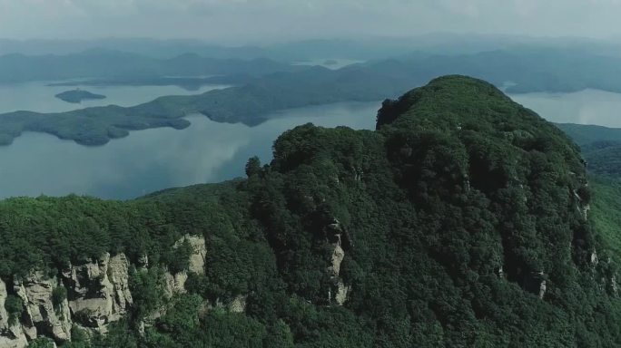 辽宁本溪桓仁五女山卧龙湖