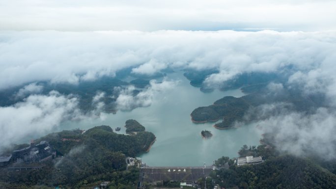 航拍广东中山长江水库云海4K延时